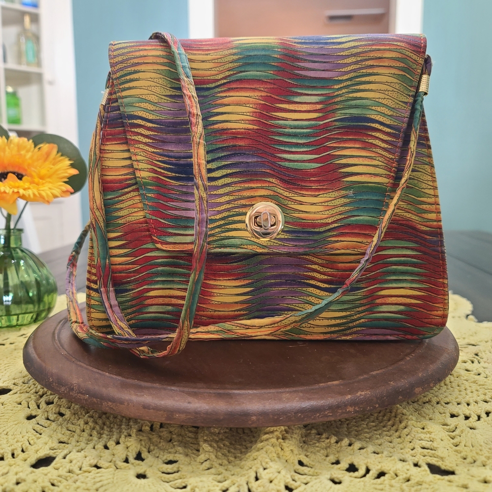 Vintage J. RENEE' Colorful Wavy Striped Bag w/Detachable Shoulder Strap
